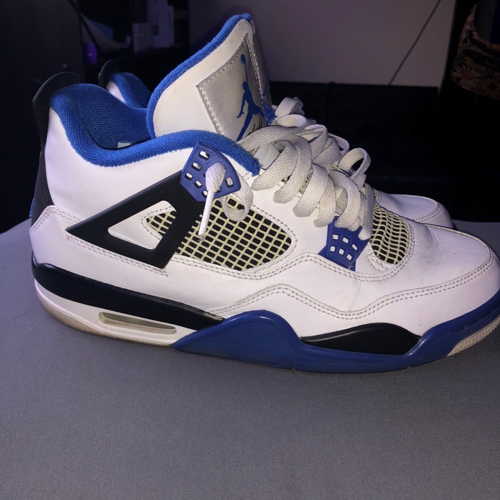 Jordan Retro 4